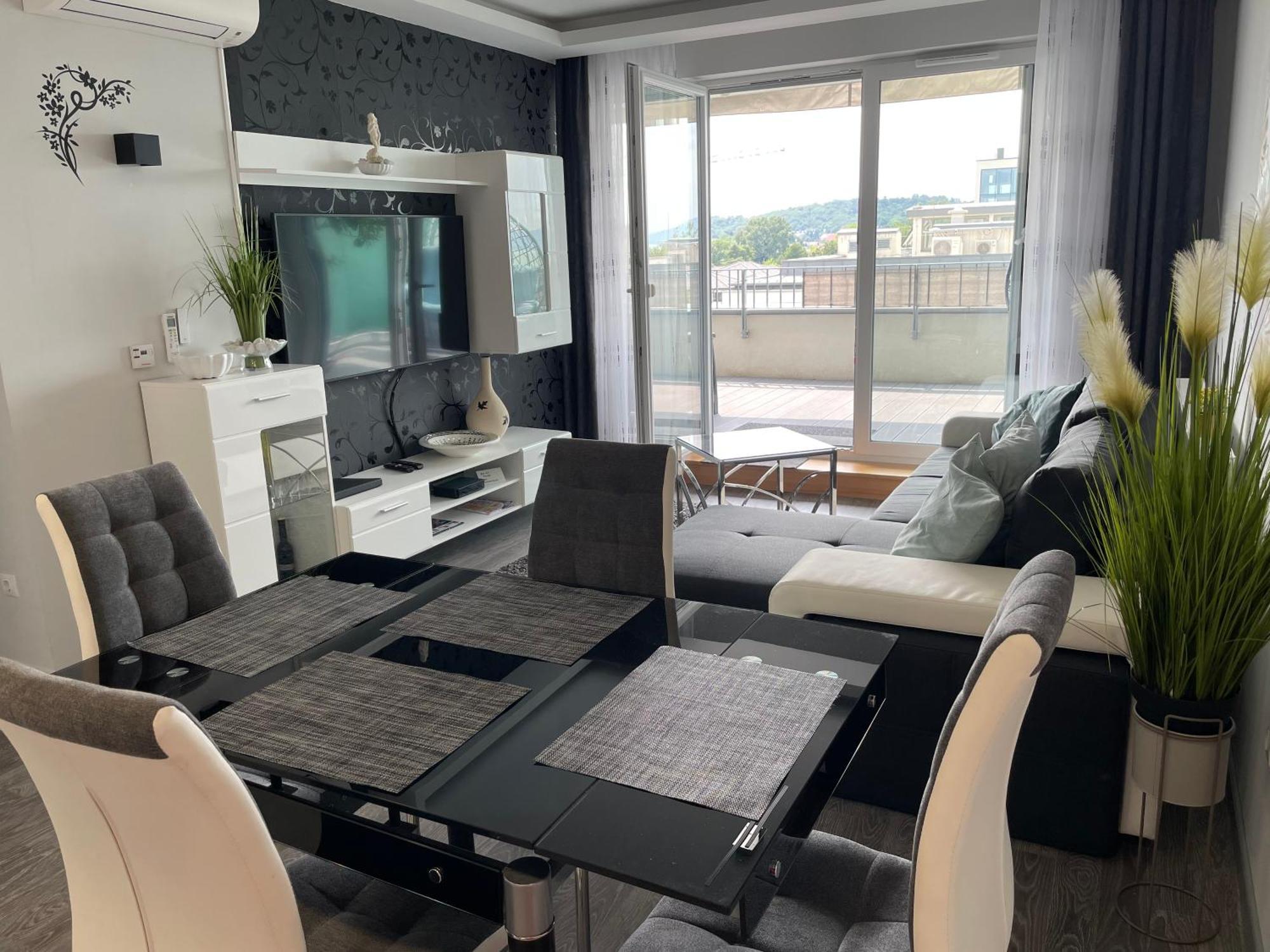Silver Gray Appartment Balatonlelle Dış mekan fotoğraf